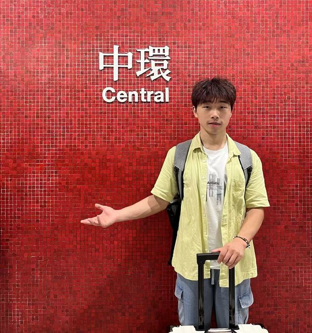 Xintong Hu(胡鑫通)